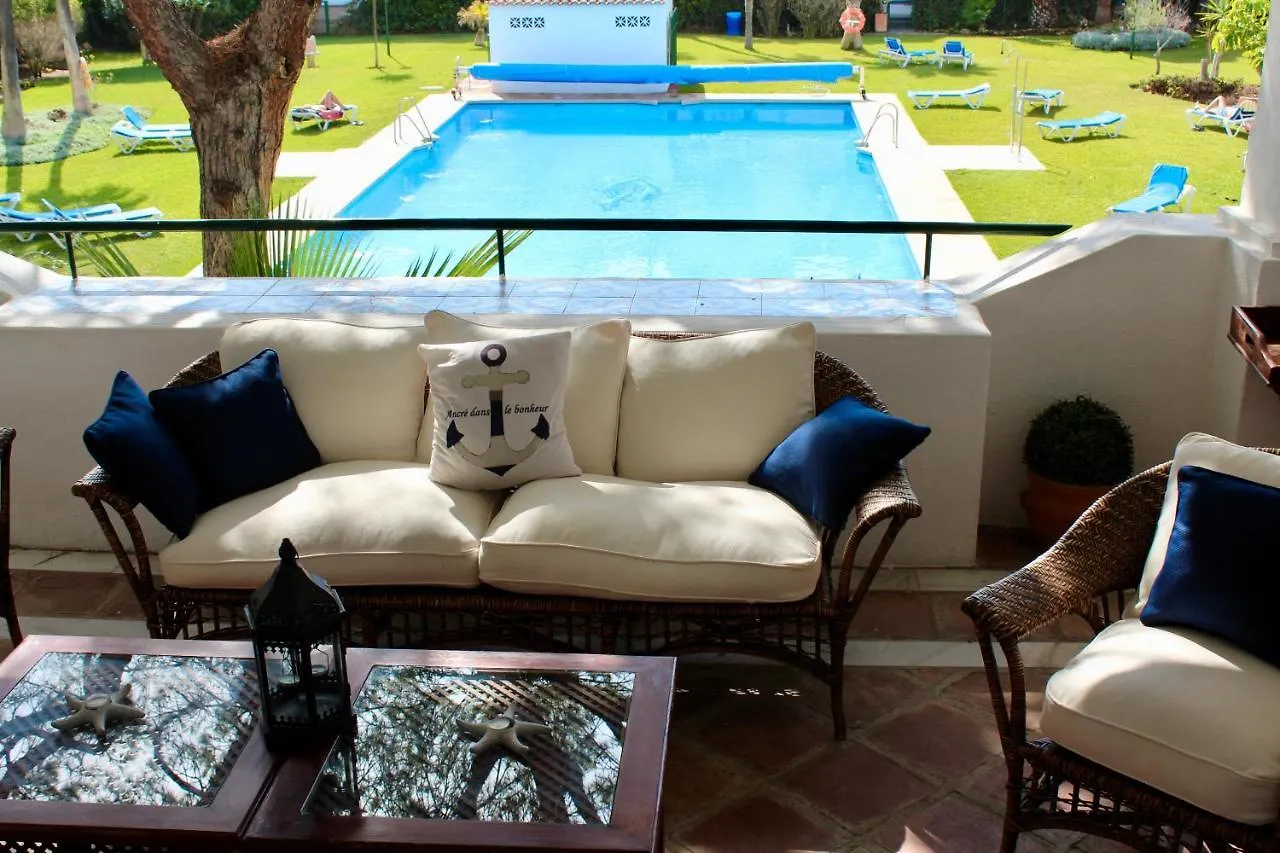 Apartment In El Presidente Beach Side New Golden Mile Estepona