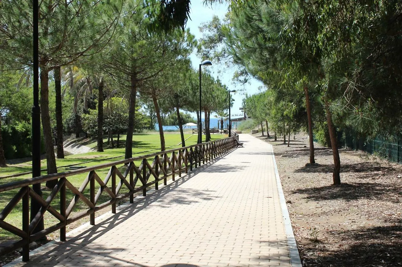 Apartment In El Presidente Beach Side New Golden Mile Estepona
